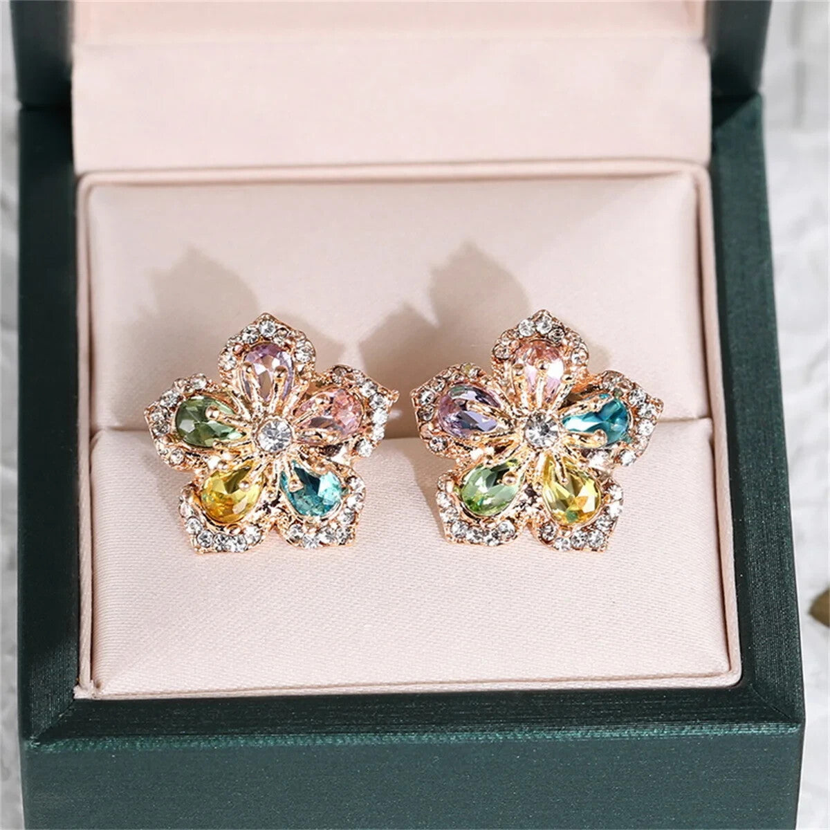 Womens Style 2pc Pair Glistening Flower Gem Stone Earrings