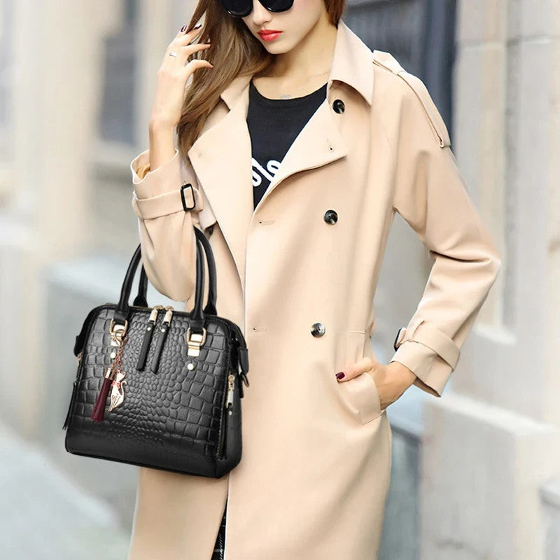 Synthetic Aligator Print Luxury Handbag Travel Zipper Purse And Adjustable Strap