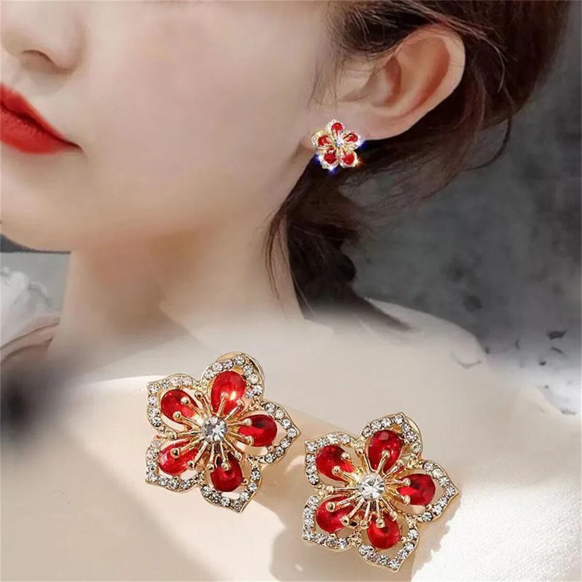 Womens Style 2pc Pair Glistening Flower Gem Stone Earrings