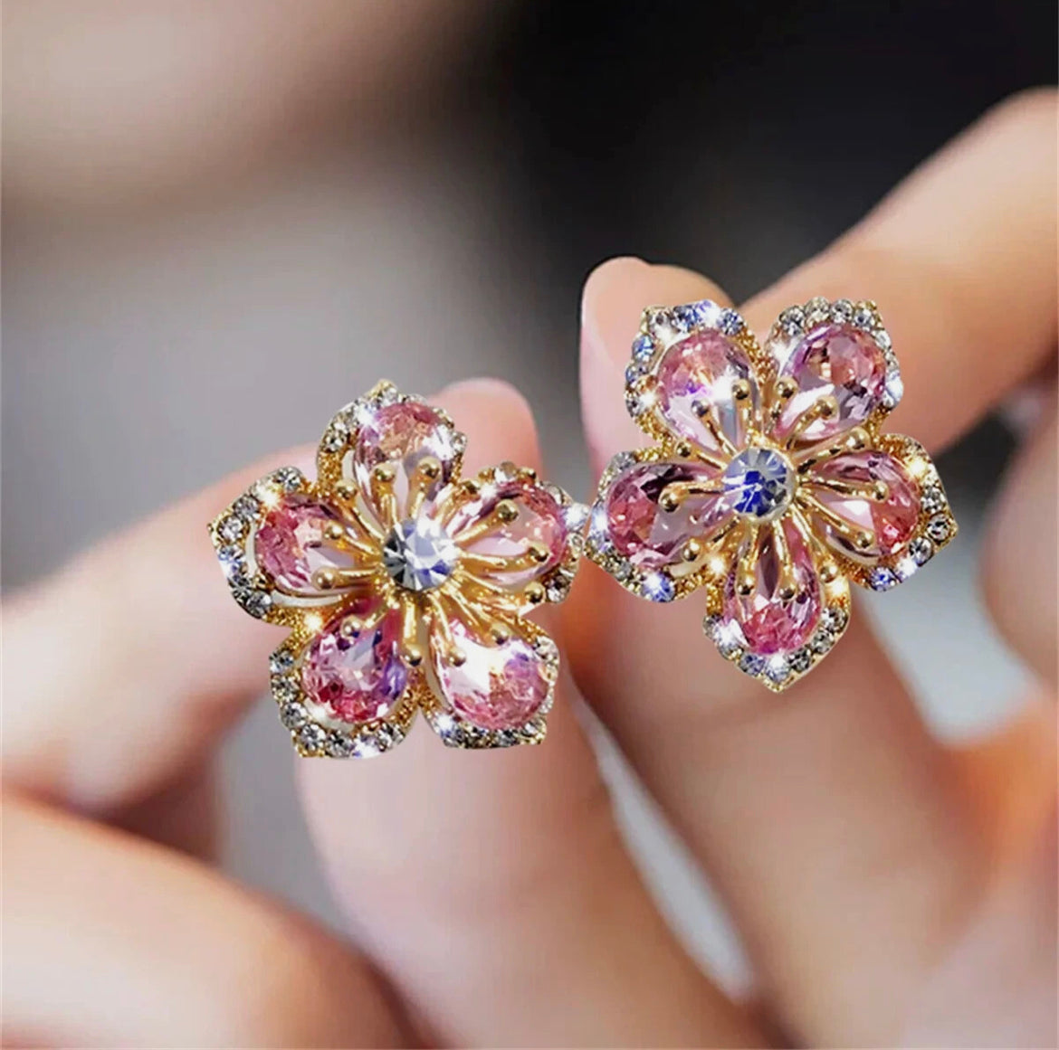 Womens Style 2pc Pair Glistening Flower Gem Stone Earrings
