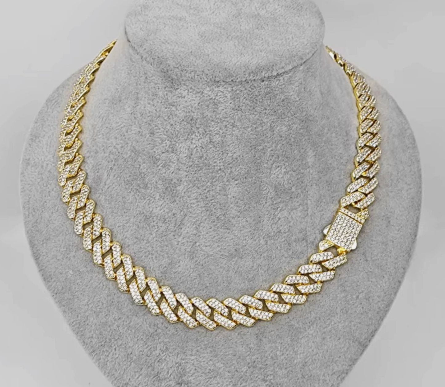 Mens Or Woman's Cuban Link Zinc Alloy Gold & Stone Glimmer Chain 16-24 Inch