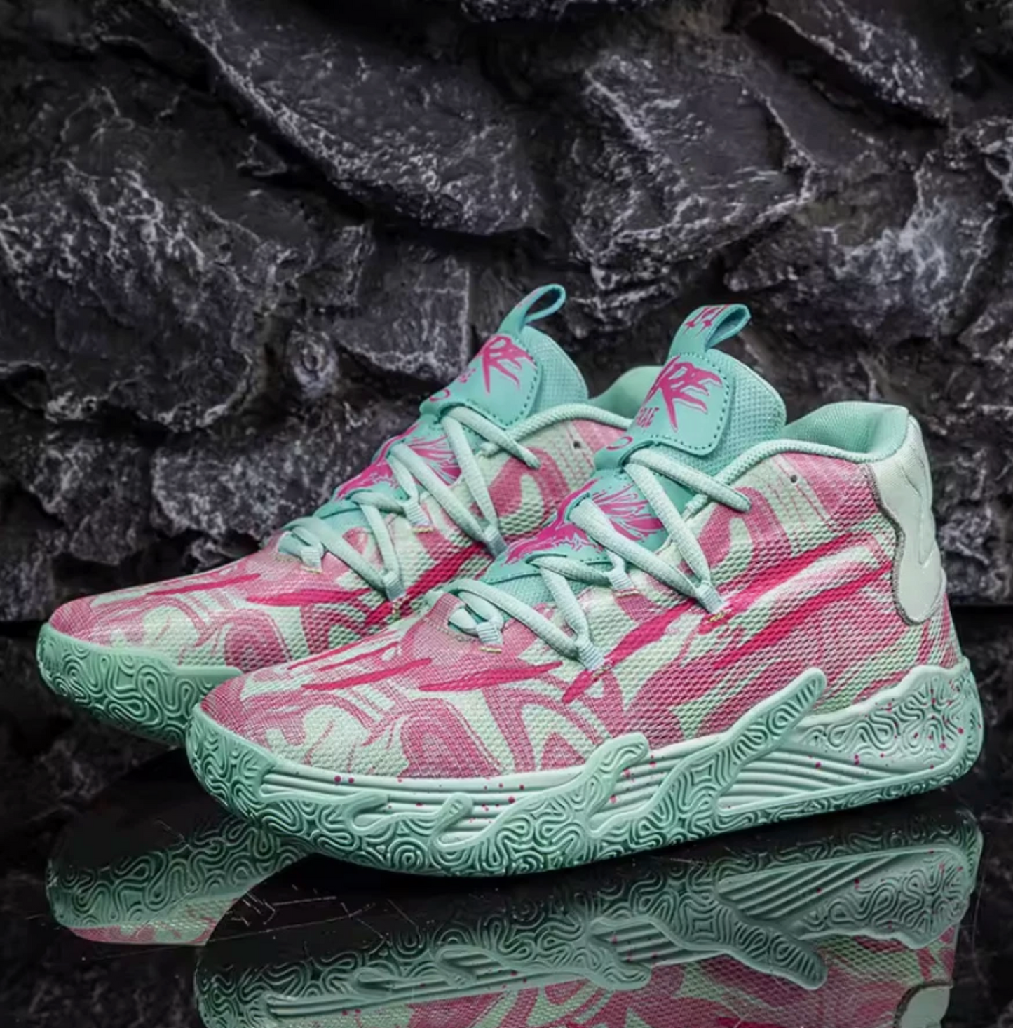 Mens Basketball or Running Shoes Super Grip, Colorful Tropical Style Shoe