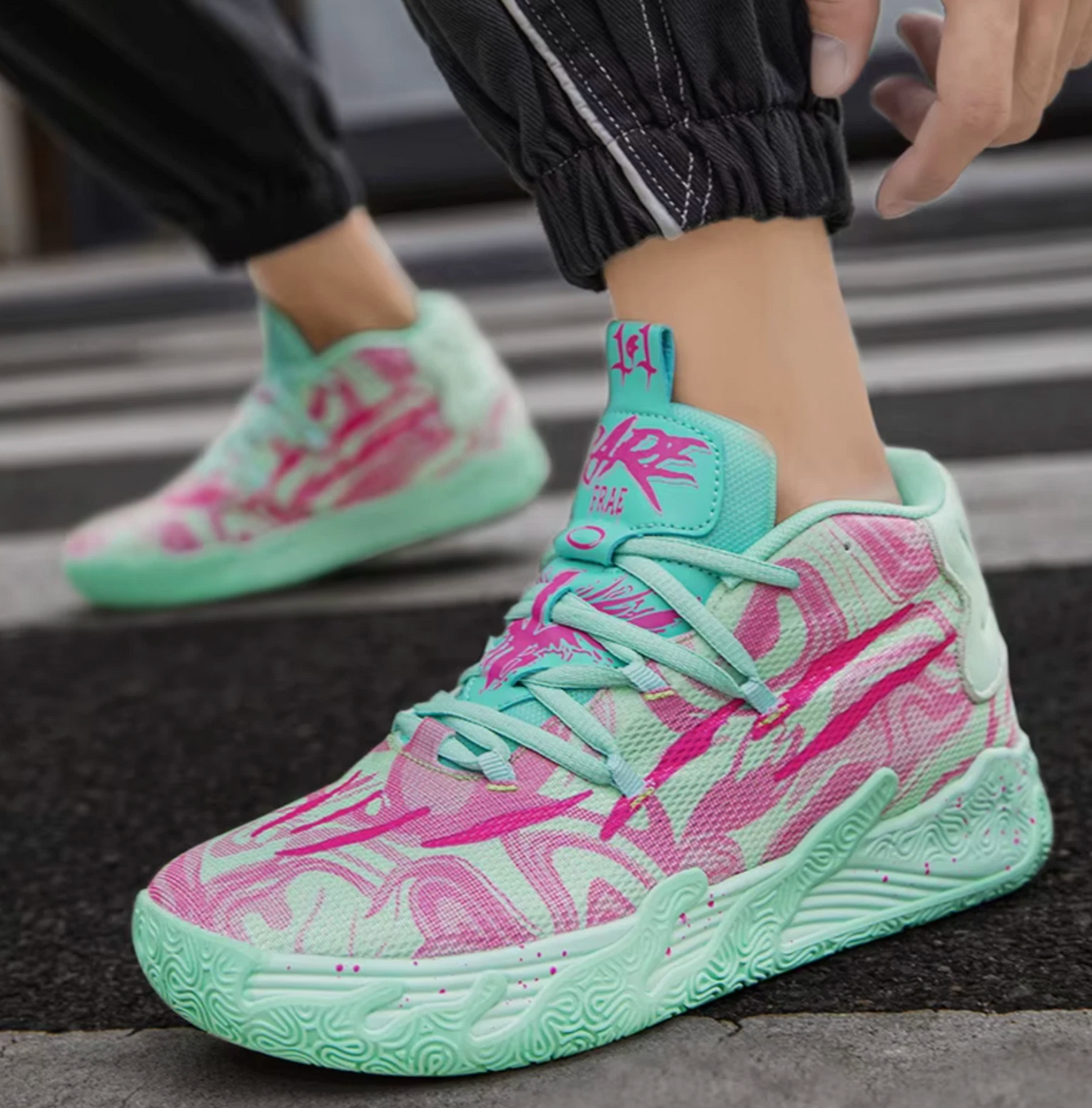 Mens Basketball or Running Shoes Super Grip, Colorful Tropical Style Shoe
