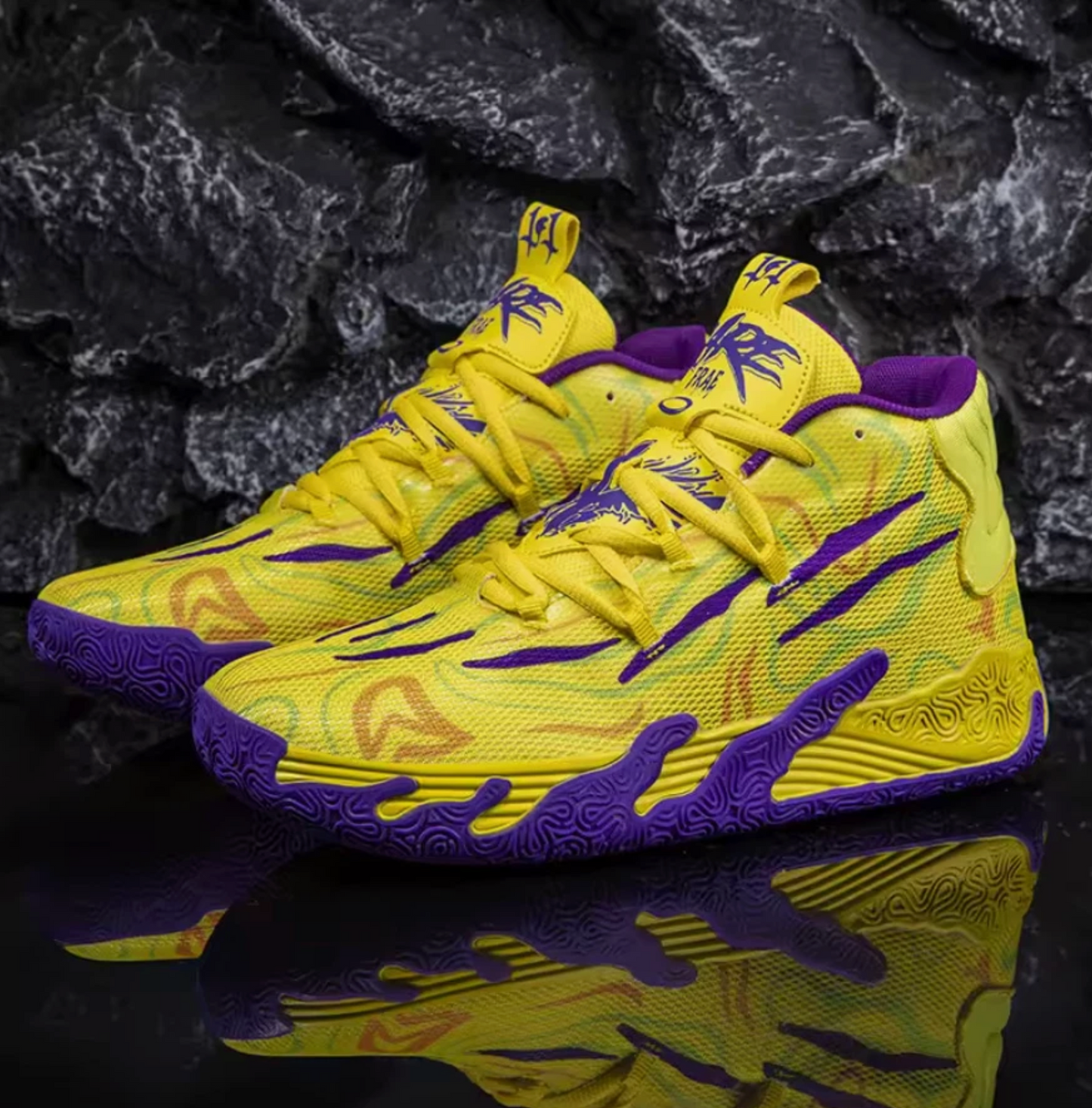 Mens Basketball or Running Shoes Super Grip, Colorful Tropical Style Shoe