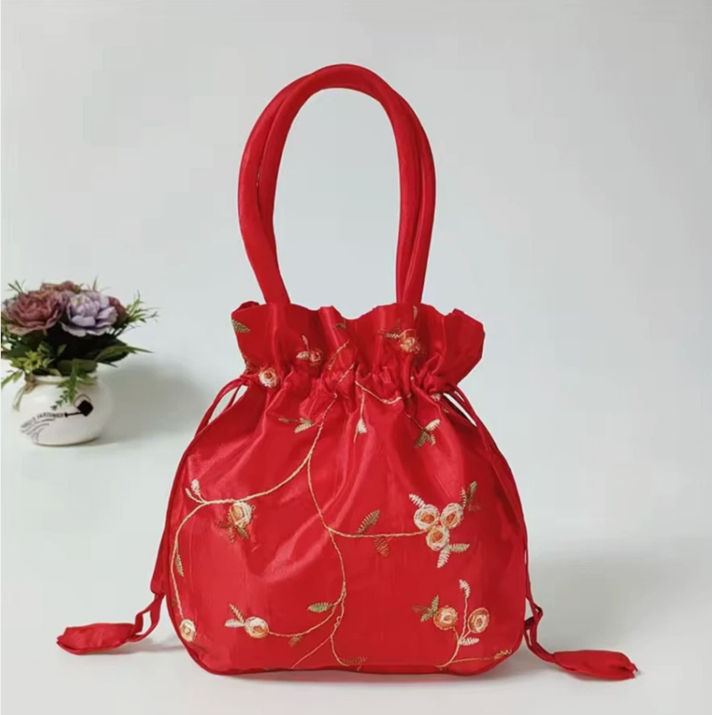 Woman’s Embroidery Flowers Sliky Pouch Hand Bag