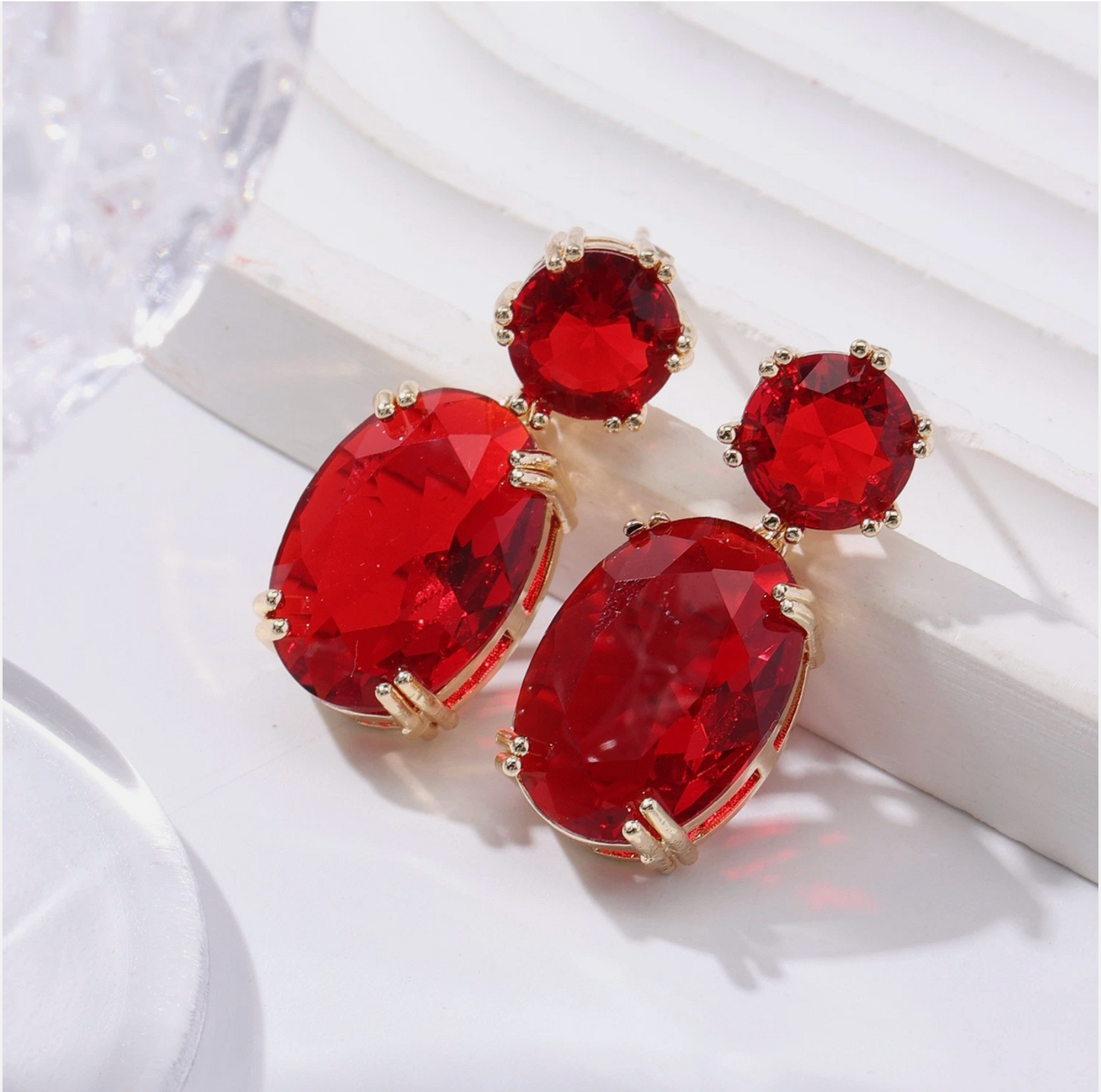 Woman’s Alloy Jem Creative Personality Drop-shaped Oval Earrings Pair