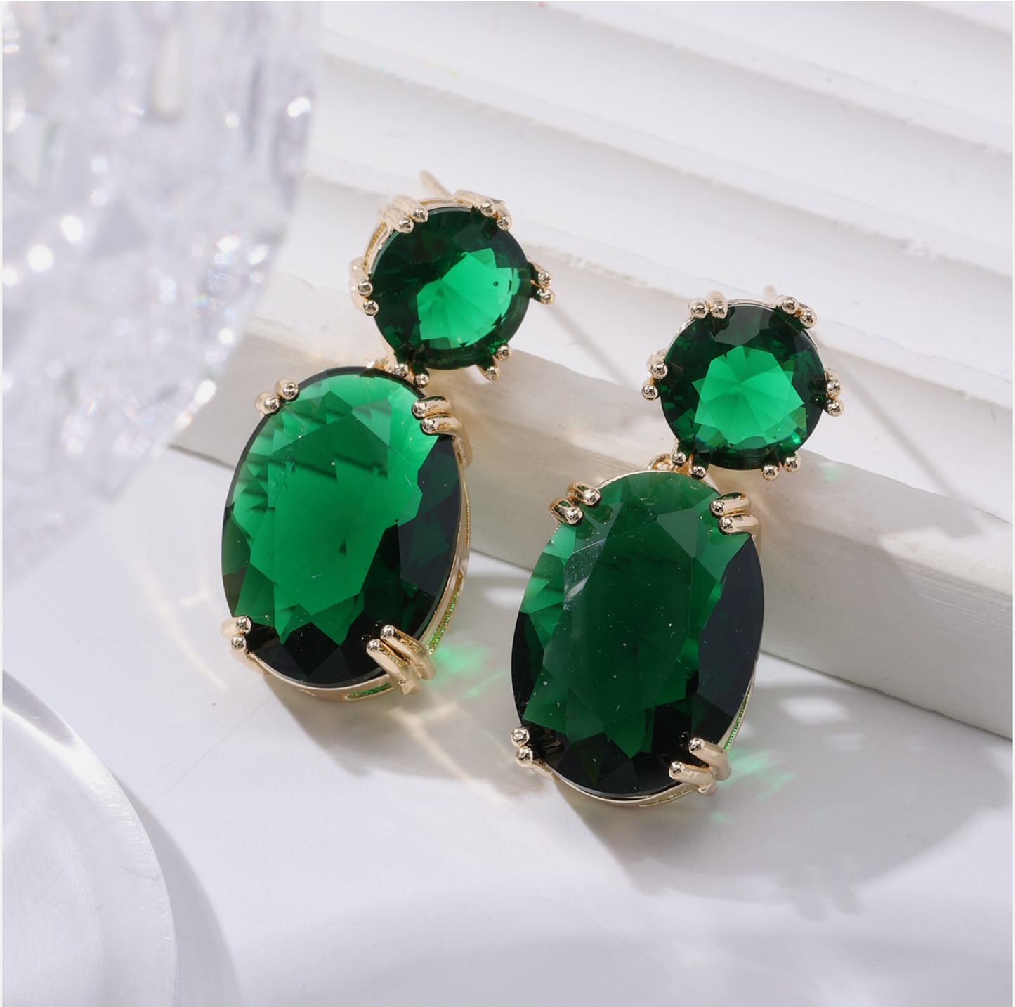 Woman’s Alloy Jem Creative Personality Drop-shaped Oval Earrings Pair