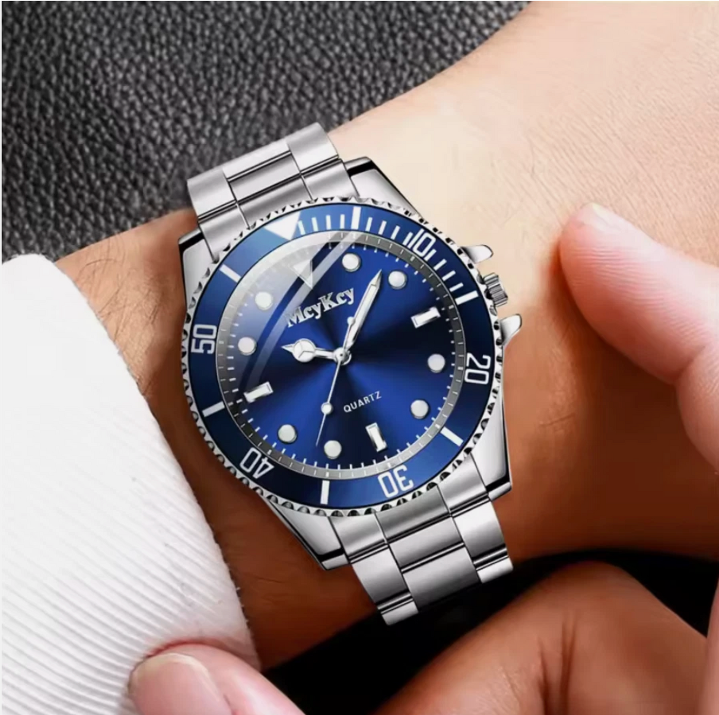 Mens Luxury Business Sports Fashion Alloy Quartz watch