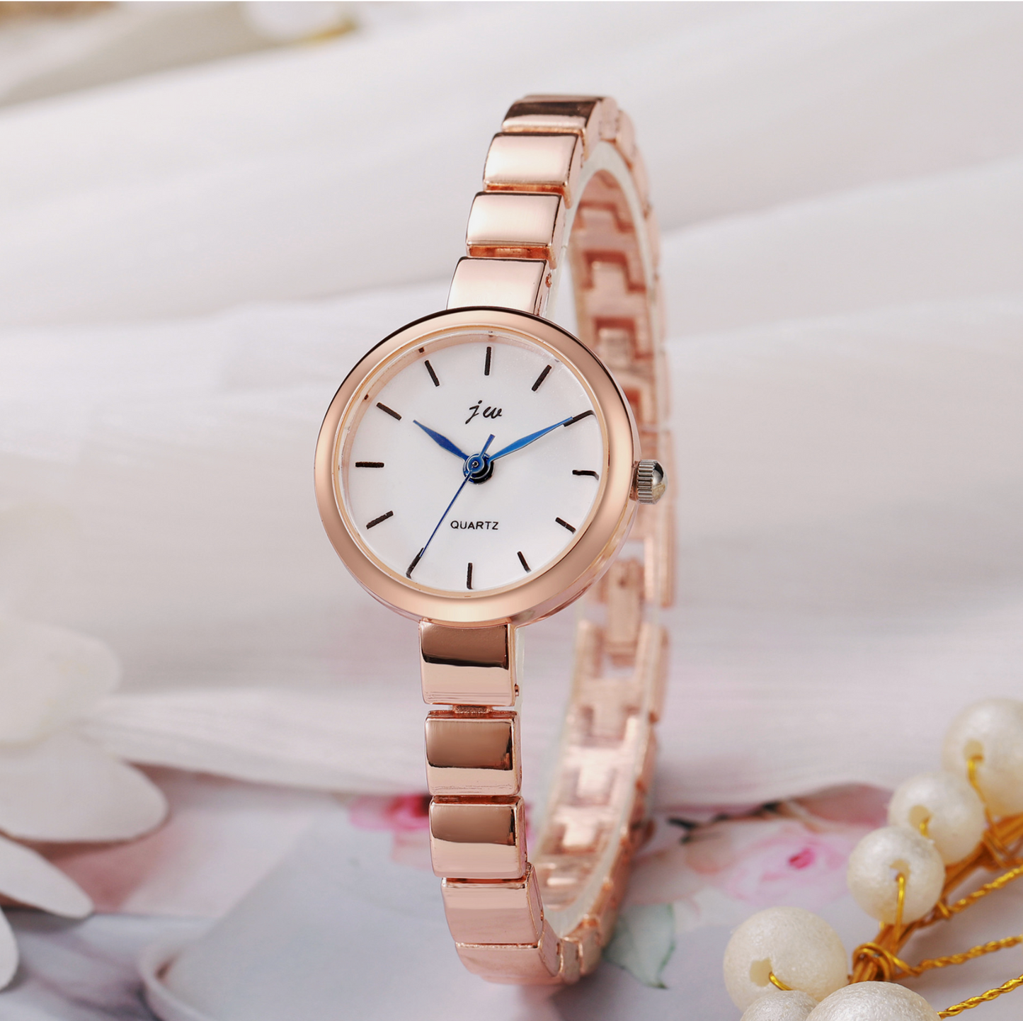 18cm Woman's Rose Gold or Silver Steel Simple Style Fashion Watch