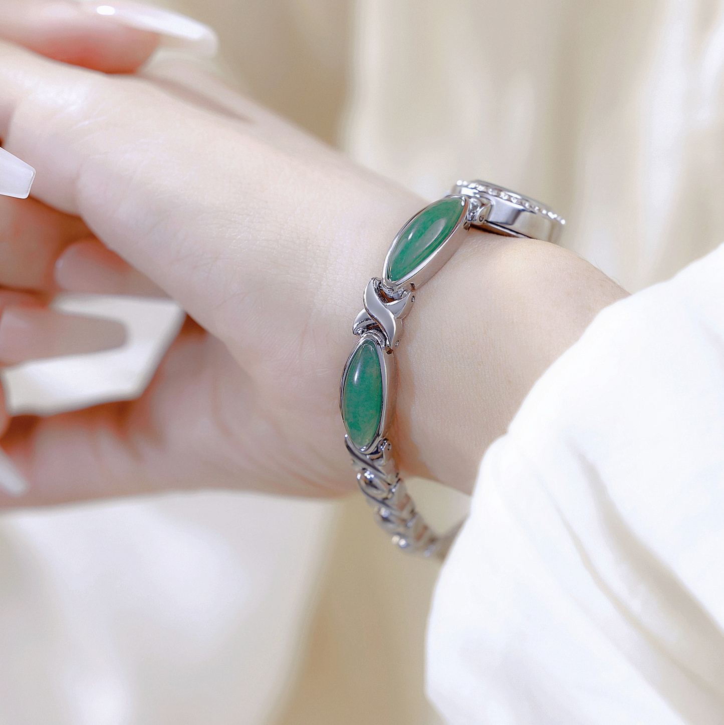 Womans Dongling Stone Hetian Jade Chain Watch
