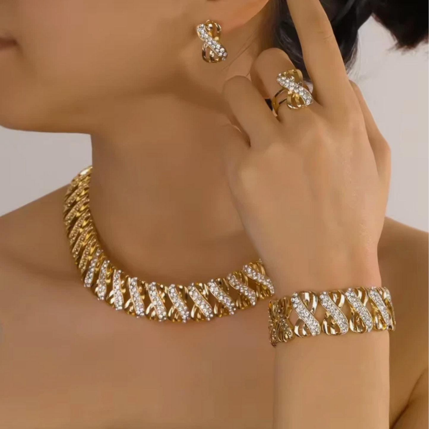 Woman's 5pc Necklace Earrings Bracelet Ring Gold Jewelry Set