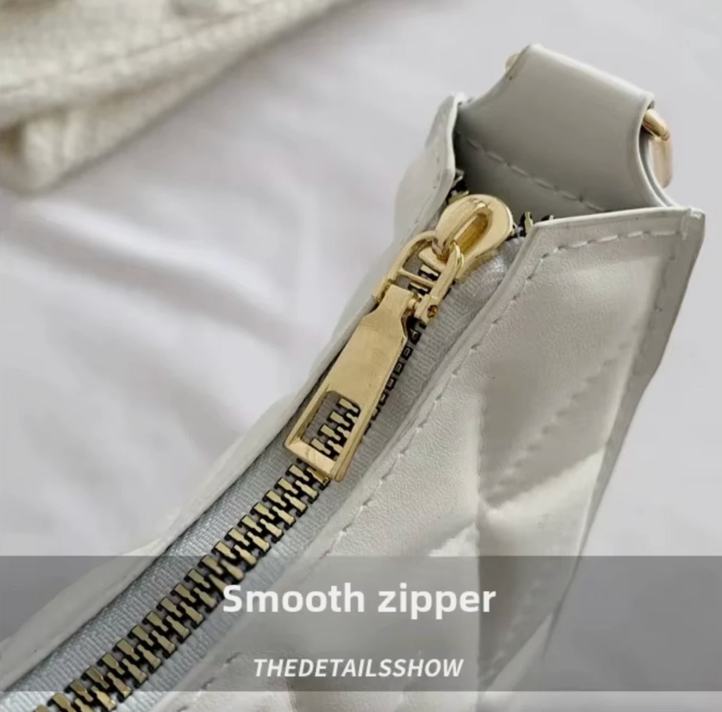 Woman's Luxury Chain Strap Shoulder Handbag