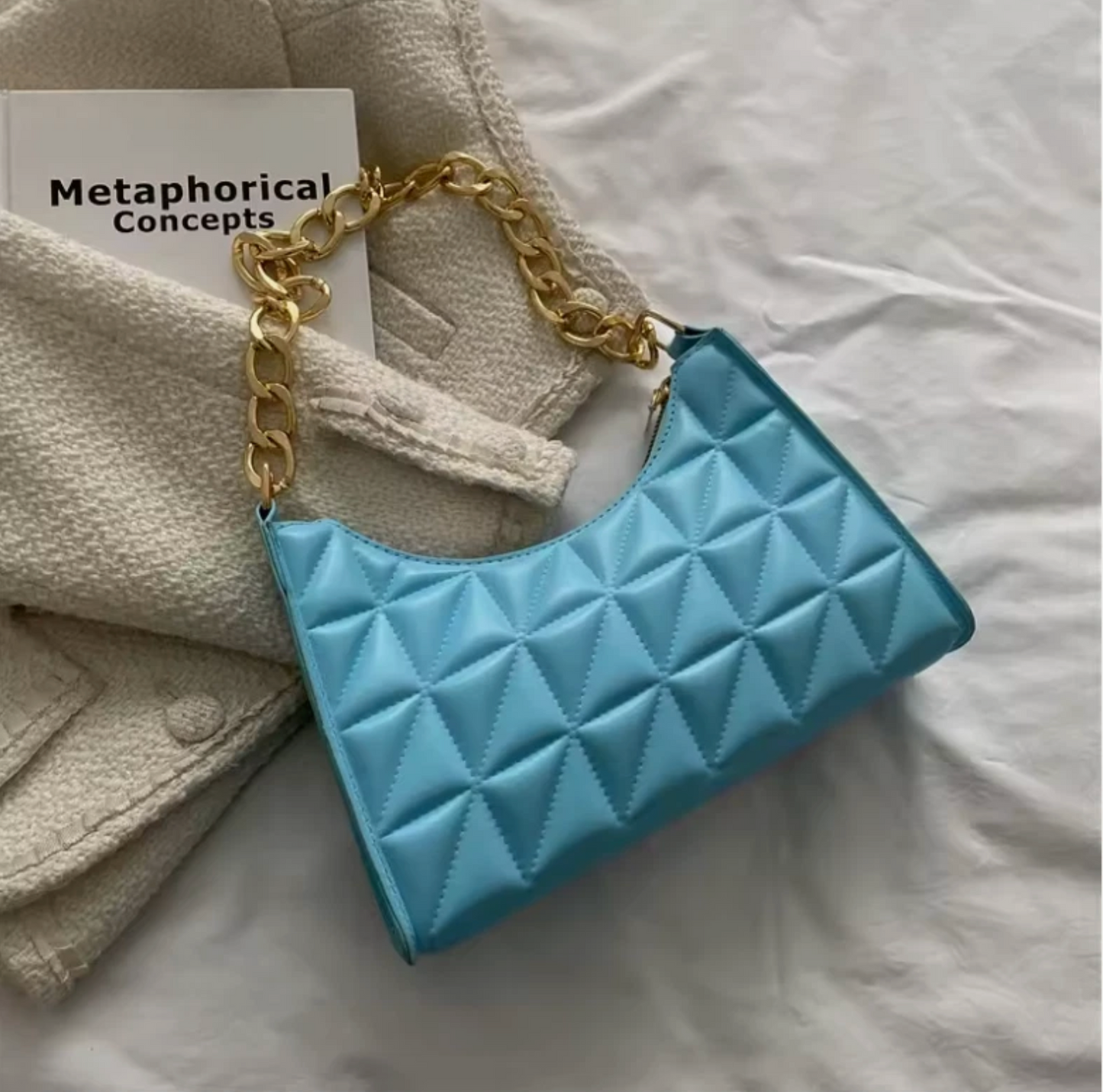 Woman's Luxury Chain Strap Shoulder Handbag