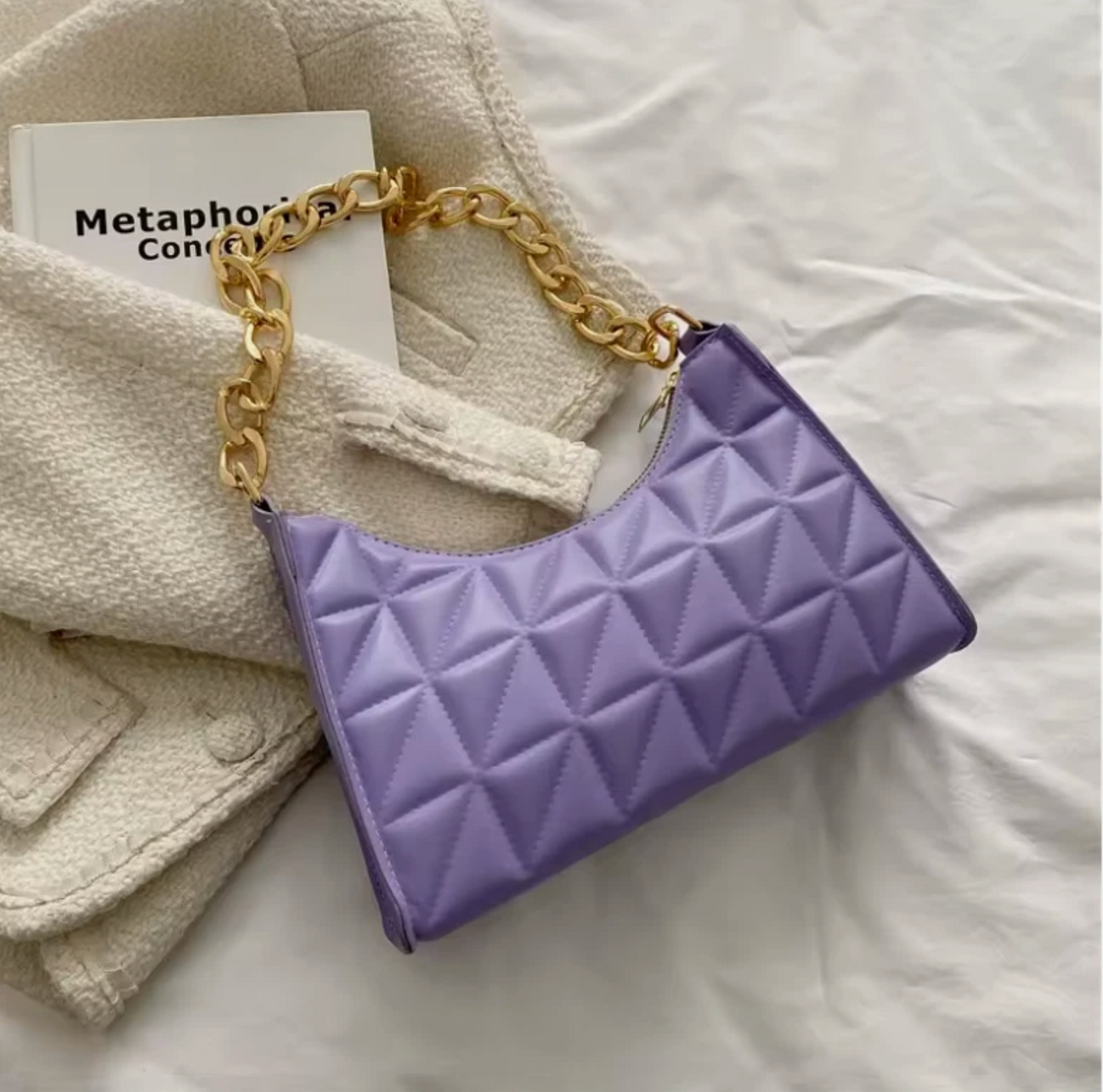 Woman's Luxury Chain Strap Shoulder Handbag