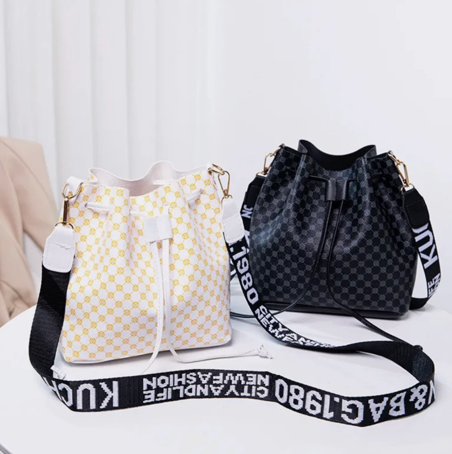 Womens Shoulder Strap Bucket Style Fashion Bag