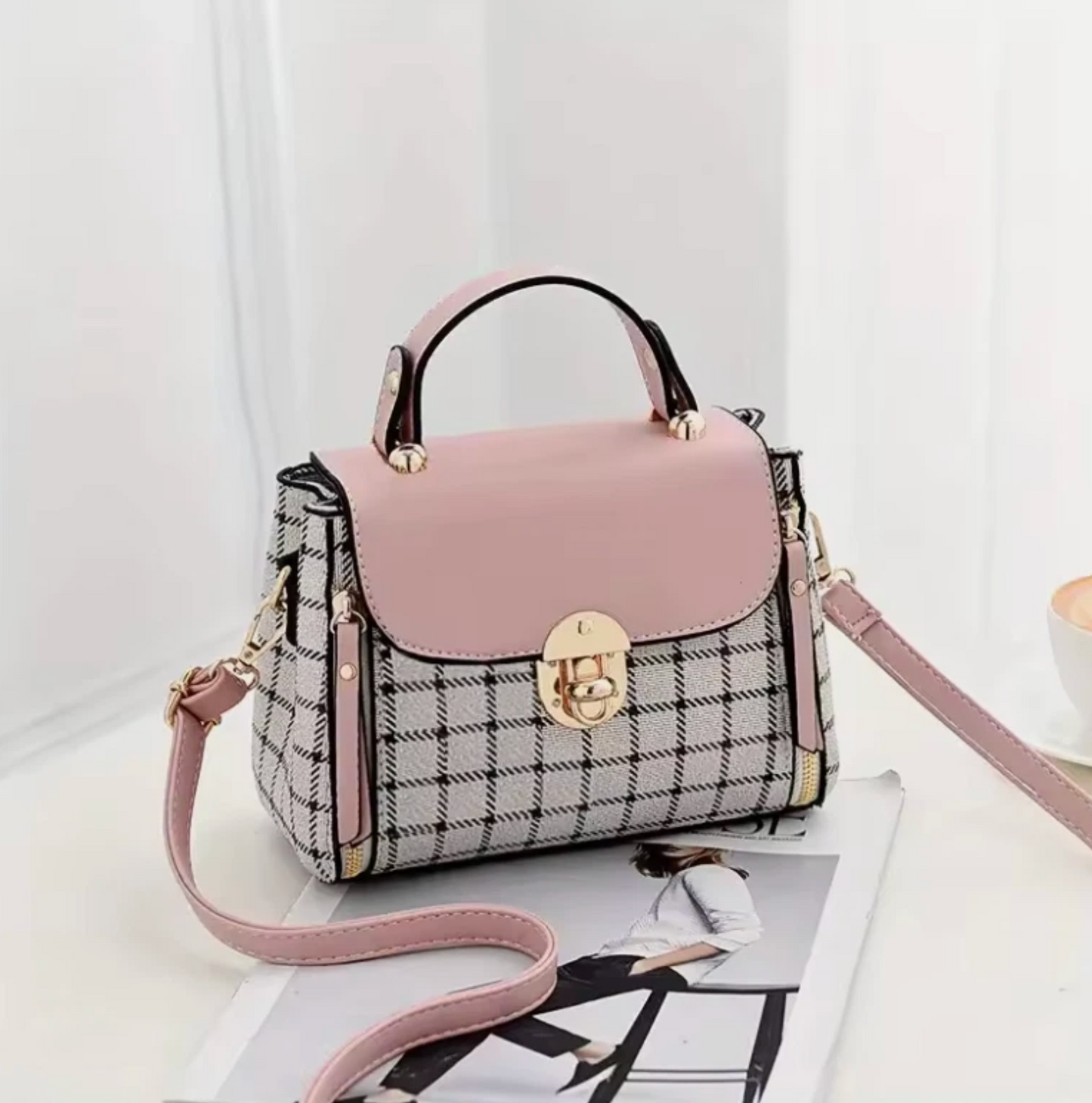 Womens Style Top Handle Shoulder Strap Day Carry Travel Bag