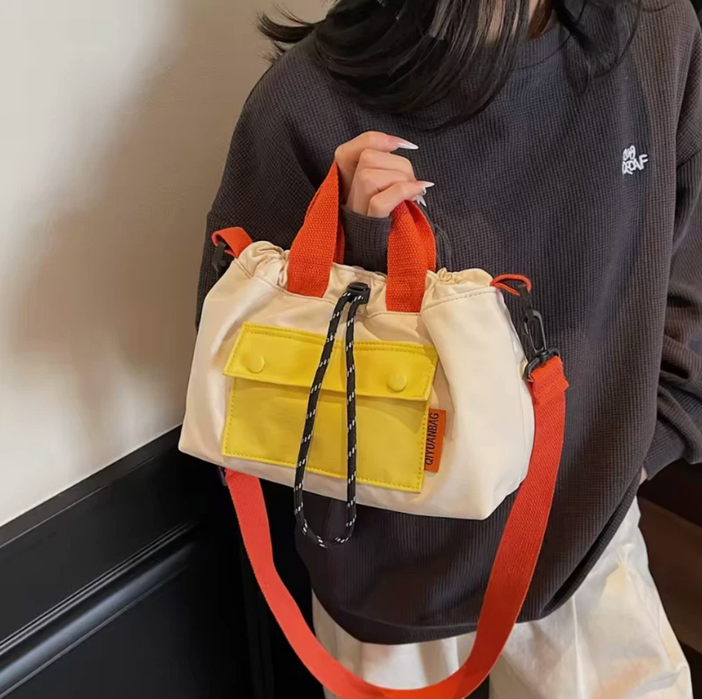 Cute Button Close Pouch Style Unisex Travel Bag