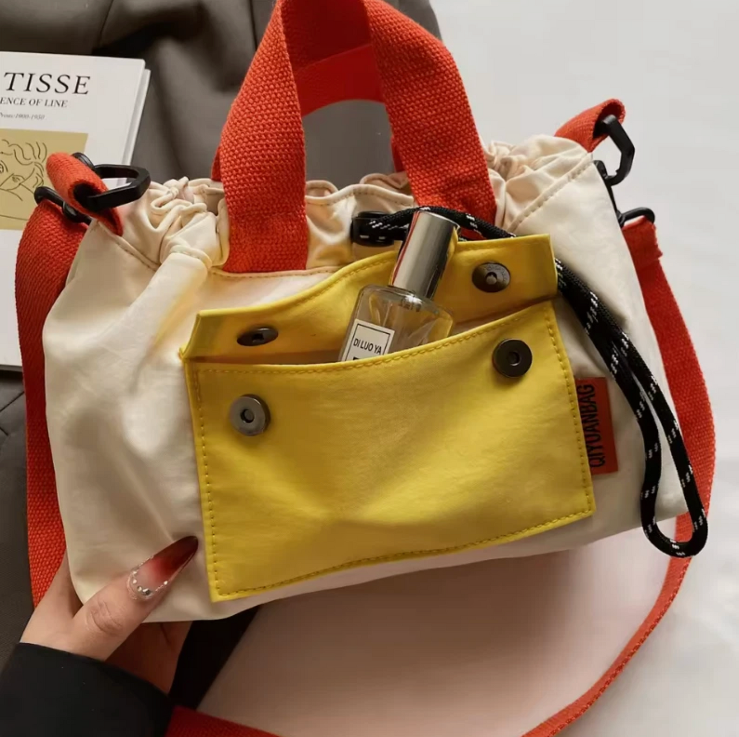 Cute Button Close Pouch Style Unisex Travel Bag