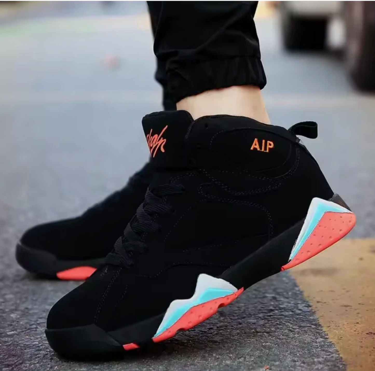 Mens Black Or White, Red Basketball 2019 Style Retro High Top Shoes