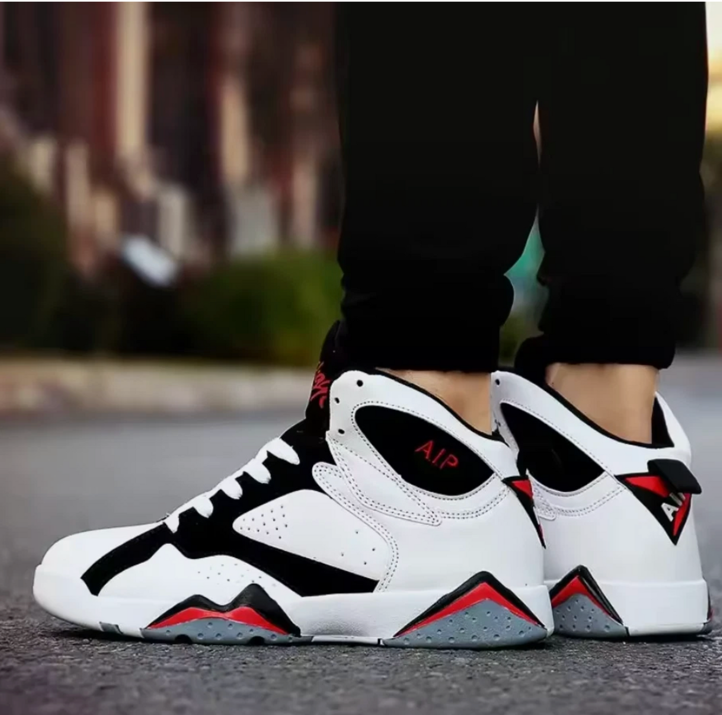 Mens Black Or White, Red Basketball 2019 Style Retro High Top Shoes