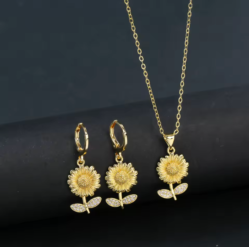 Necklace And Earrings Matching Seet Sun Flowers And Roses