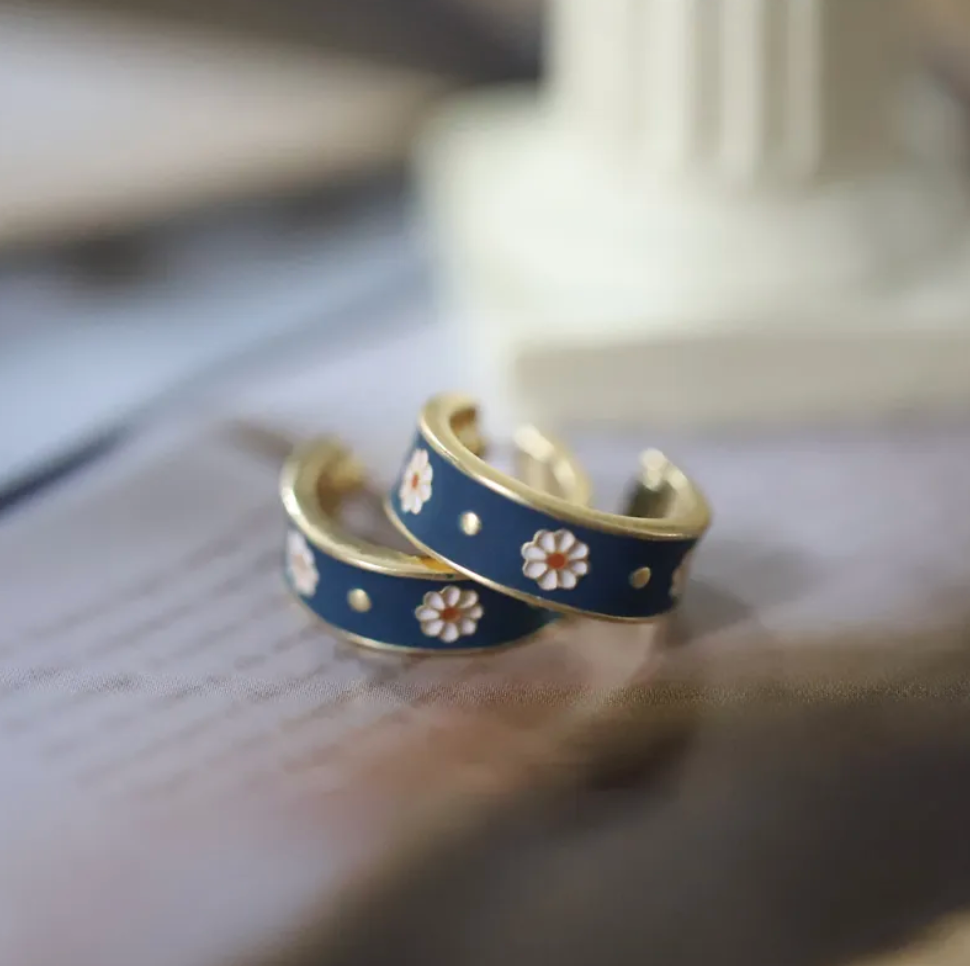 Unique Style Turquise And White Stud Earrings Vintage Fashion Artistic Pair