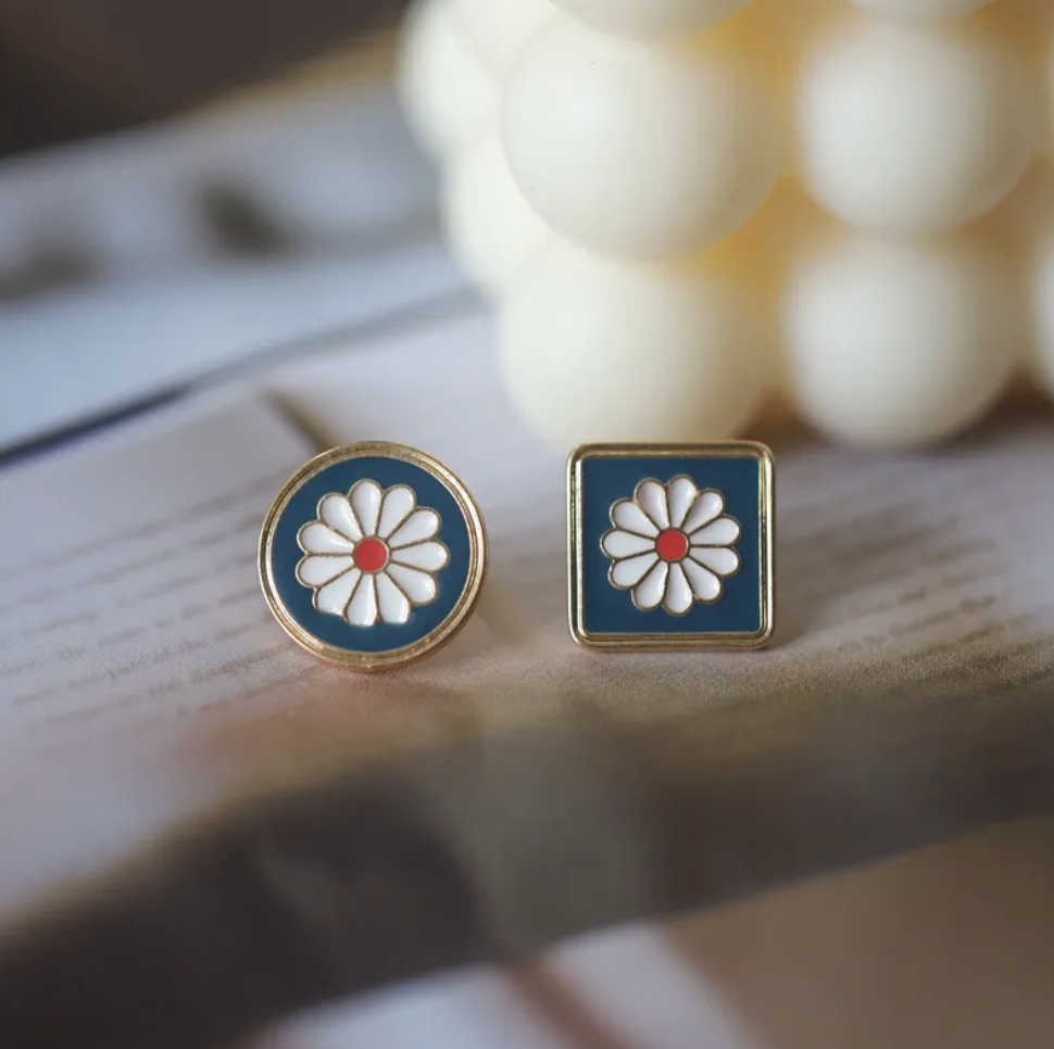 Unique Style Turquise And White Stud Earrings Vintage Fashion Artistic Pair