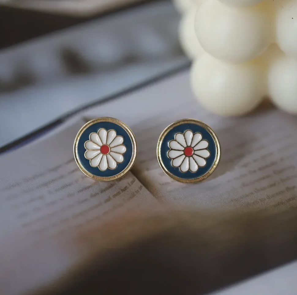 Unique Style Turquise And White Stud Earrings Vintage Fashion Artistic Pair