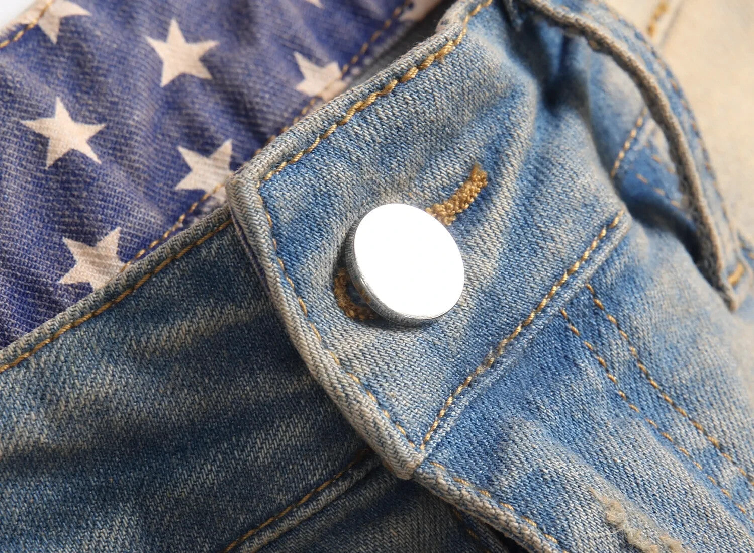 Mens Custom Street Style Biker Denim Distressed Jeans With Star Print And Cuffs