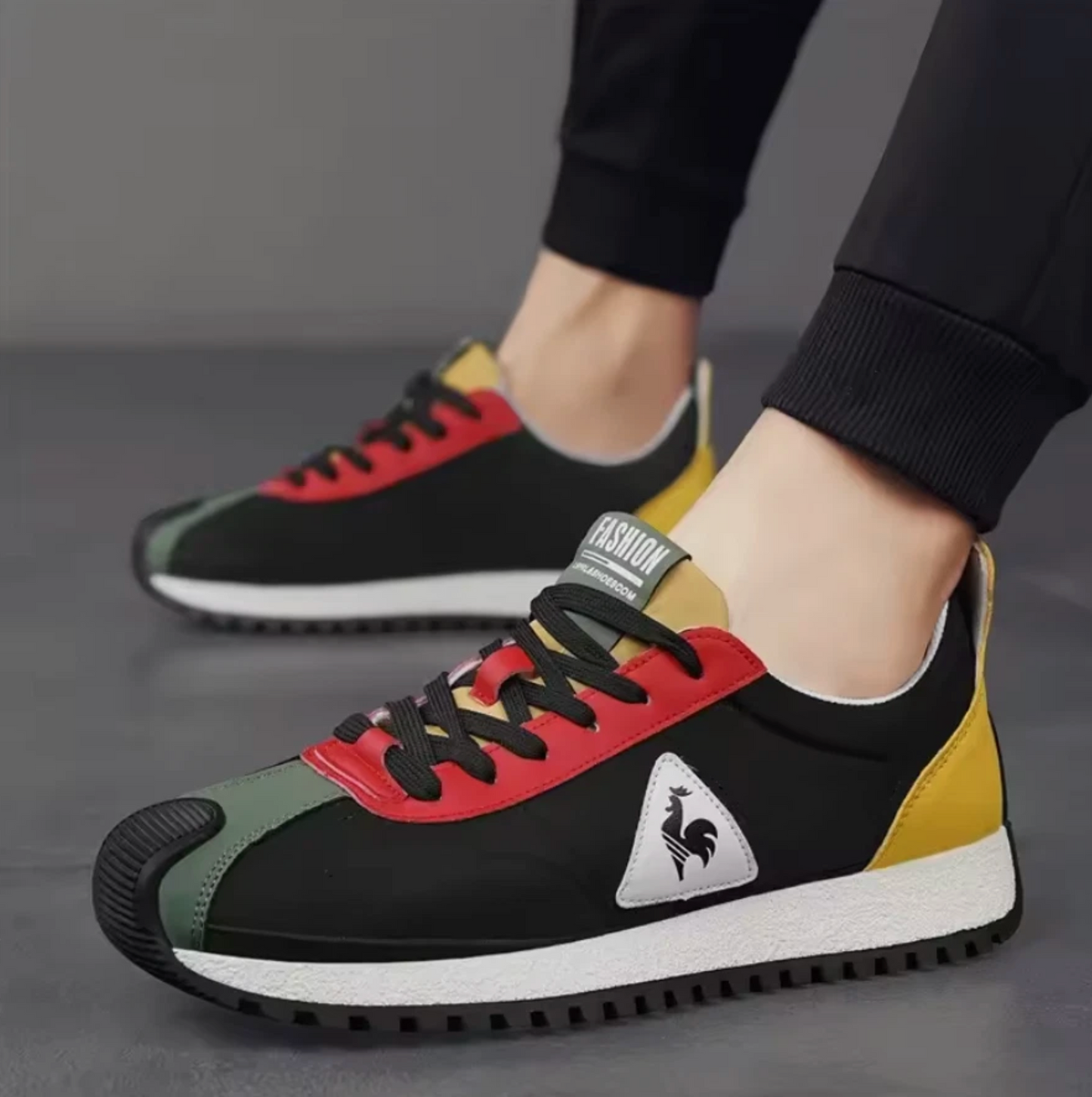 Casual Mens Or Woman's Daily Walking Sneakers Tennis Shoes