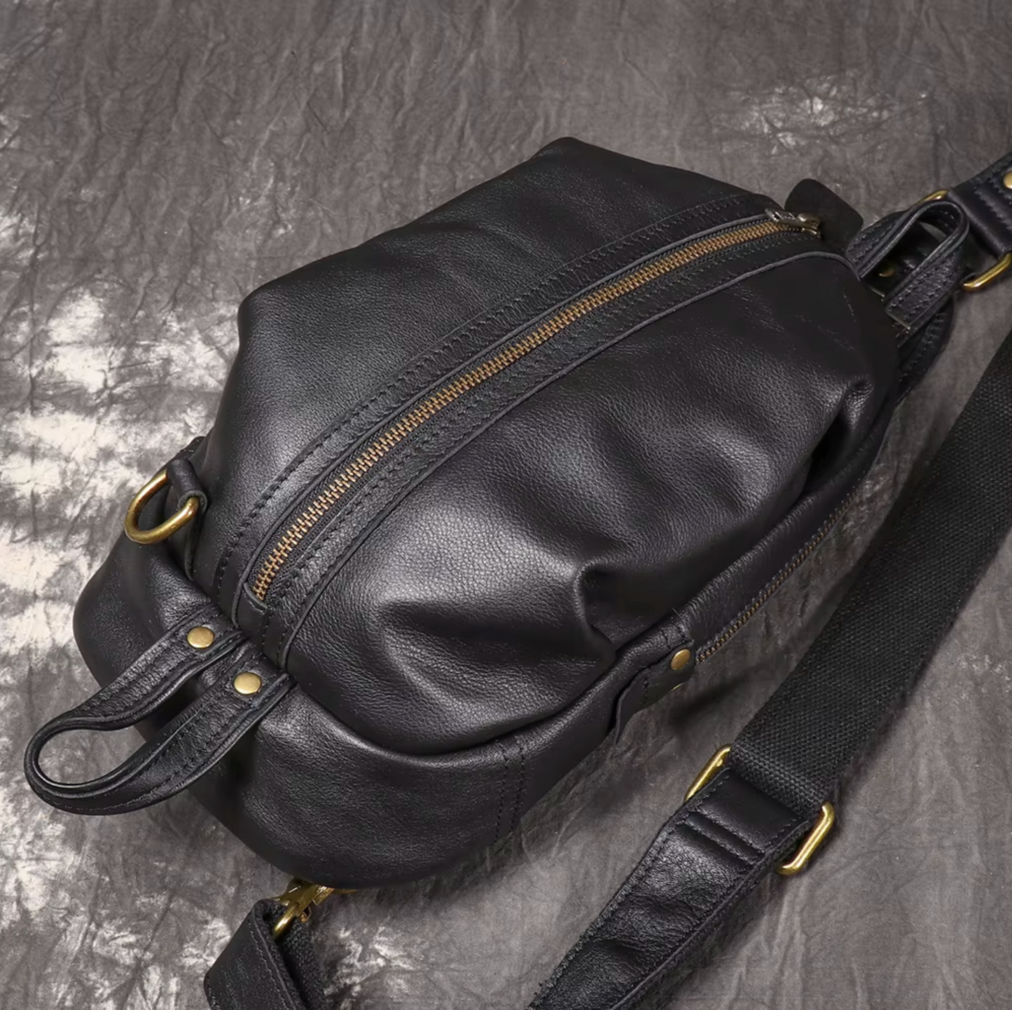 High End Luxury LUOKIR Genuine Leather Shoulder Strap Travel Bag Black & Brass