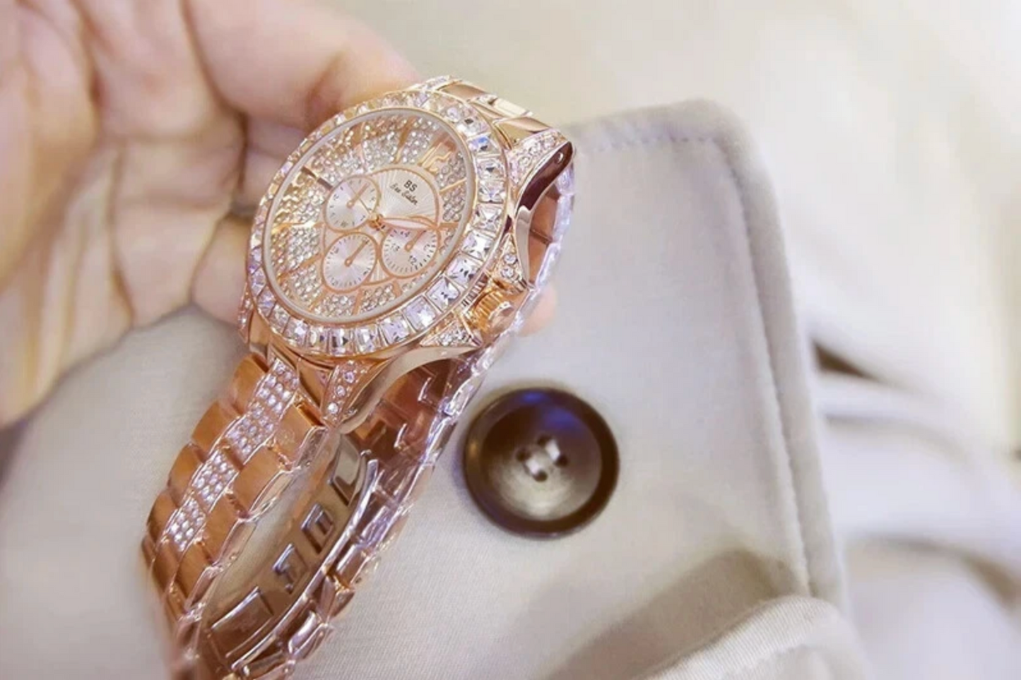 20cm Glistening Unisex Style Luxury Ice Stainless Steel Wristband Quartz Watch